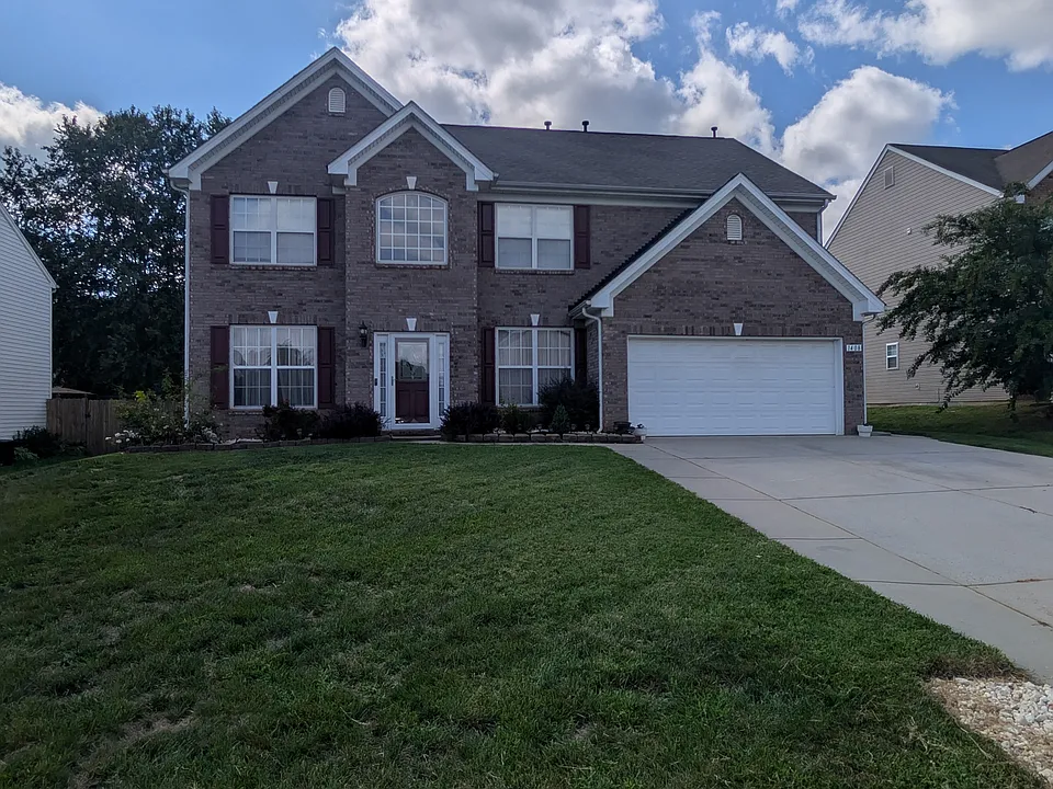 1408 Pondhaven Dr