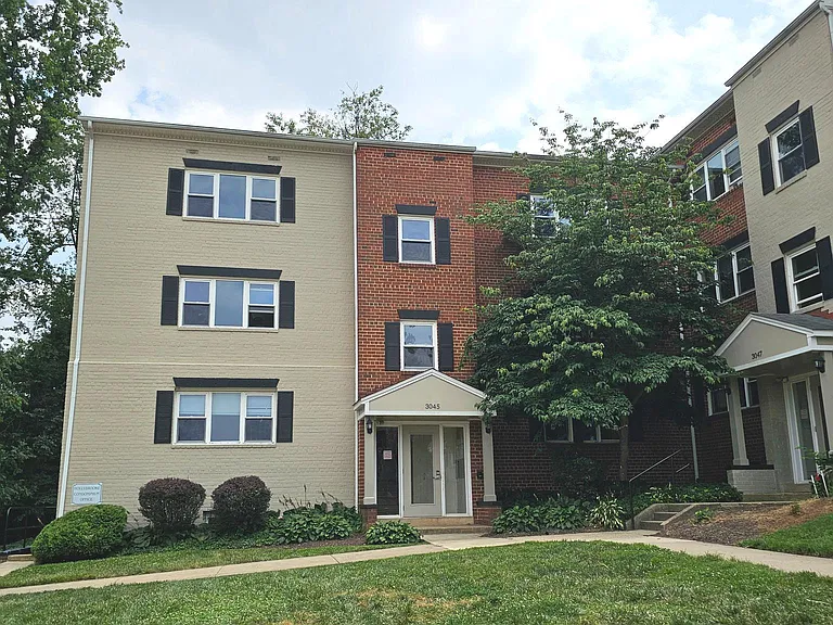 3045 Patrick Henry Dr #301 — Photo 1
