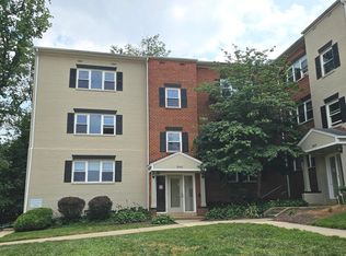 3045 Patrick Henry Dr APT 301, Falls Church, VA 22044