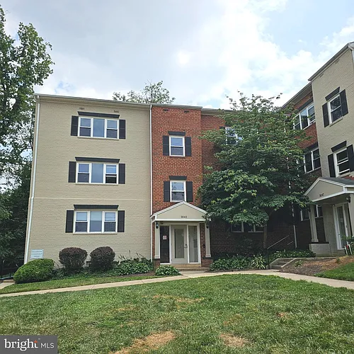 3045 Patrick Henry Dr #301 Photo 1