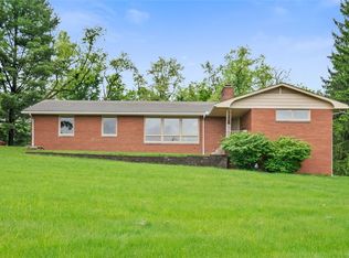 658 Bower Hill Rd, Venetia, PA 15367