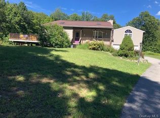 241 East Rd, Wallkill, NY 12589