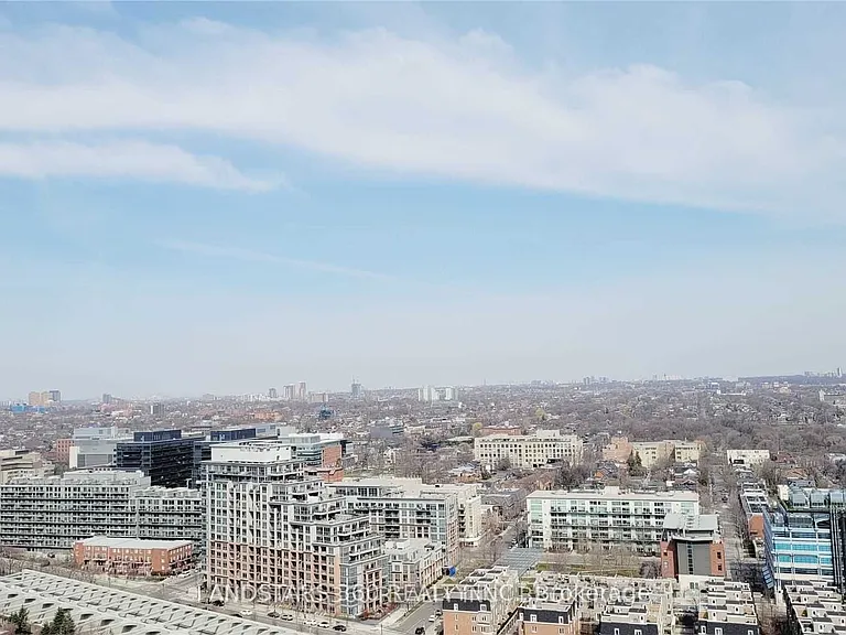 49 E Liberty St #2310 — Photo 2