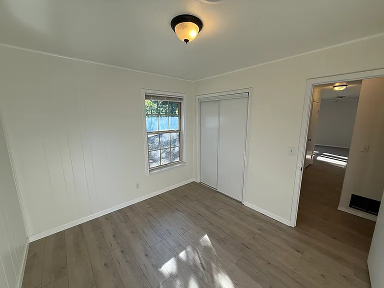 21 Ulverston Dr — Photo 8