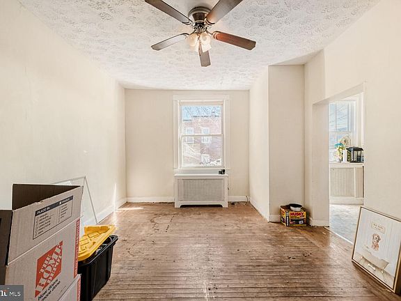 5th image of 3703 Belair Rd