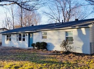 2404 Sycamore Pl, Springdale, AR 72762