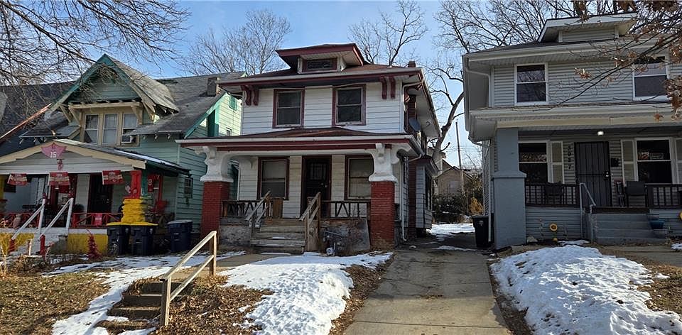 1st image of 3925 S Benton Ave