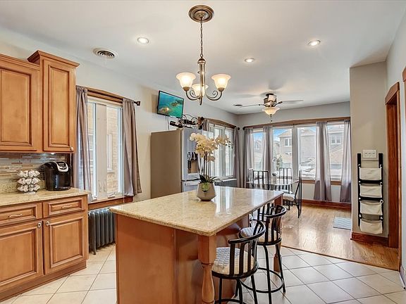 5135 S Latrobe Ave, Chicago, IL 60638 | Redfin