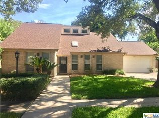 103 Bedivere Dr, Victoria, TX 77904