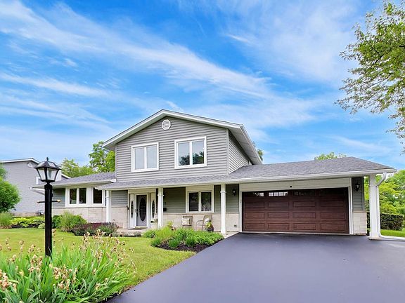 3rd image of 3505 Winston Dr