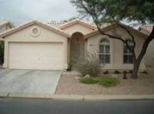 6869 S Oakmont Dr, Chandler, AZ 85249