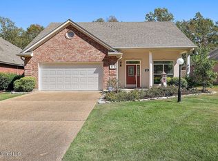 112 Brookside Cir, Clinton, MS 39056