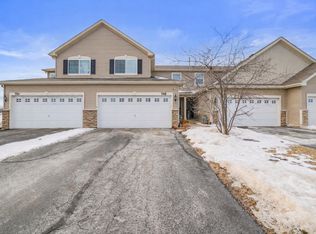 748 Florence St, Hampshire, IL