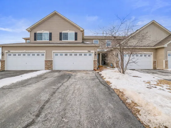 748 Florence St, Hampshire, IL 60140