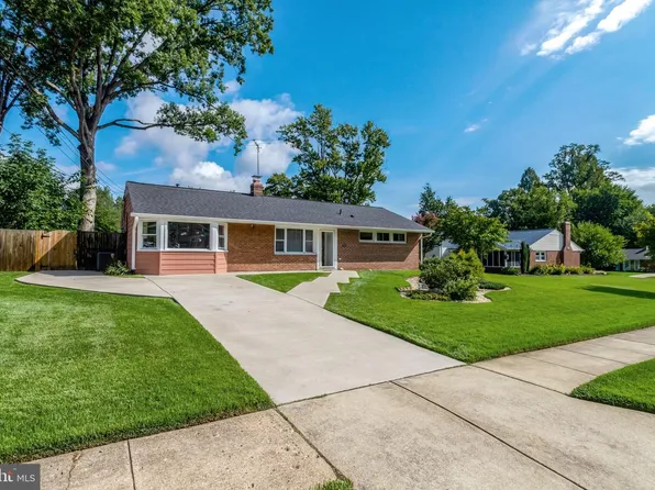 7402 Elgar St, Springfield, VA 22151
