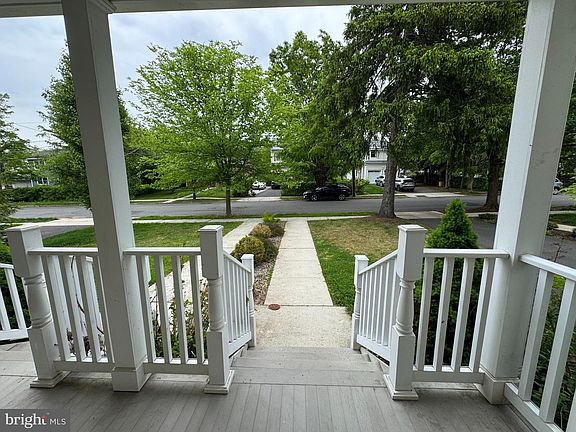 2nd image of 16 Harris Rd
