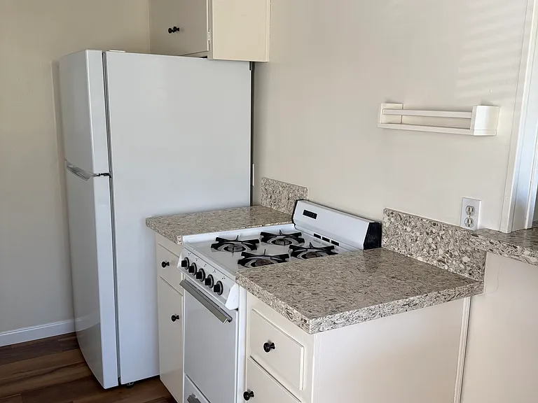 6251 Milton Ave #C — Photo 8