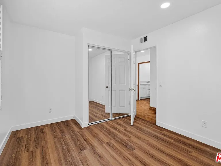 7652 Quimby Ave — Photo 18