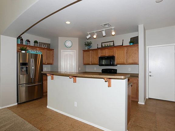 3rd image of 1639 W Corriente Dr