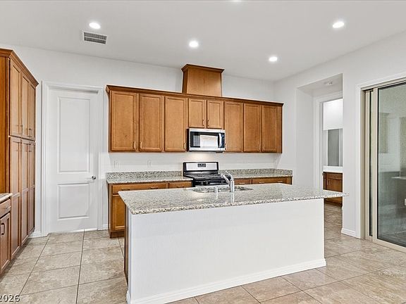 3rd image of 6649 Ruby Desert Ct