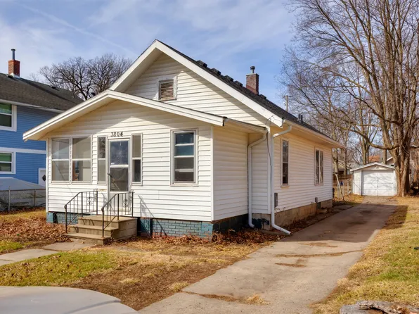 3804 9th St, Des Moines, IA 50313