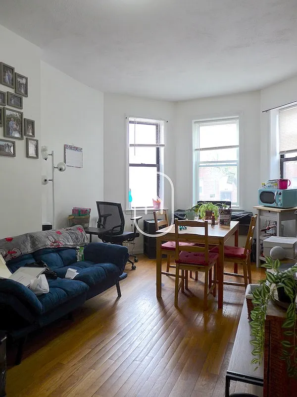 50 S Huntington Ave — Photo 1