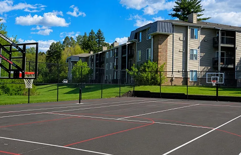 Hamlet Apartments — Photo 18