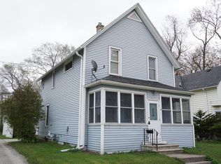 116 S Madison Ave, Port Washington, WI 53074