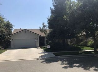 3315 E Paradise Ave, Visalia, CA 93292