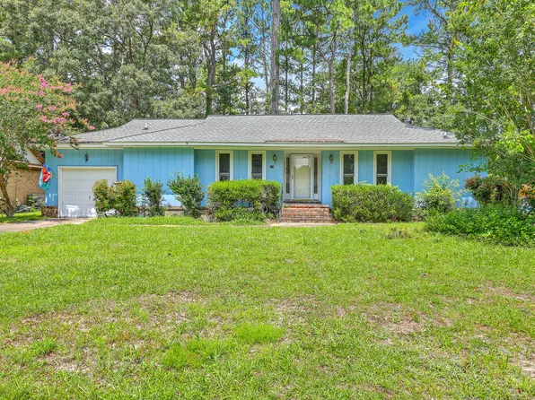 312 Woodward Blvd, Summerville, SC 29483