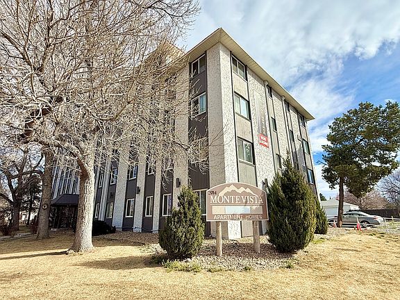 Timeless design in the heart of Aurora