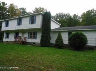 2250 White Dove Dr, East Stroudsburg, PA