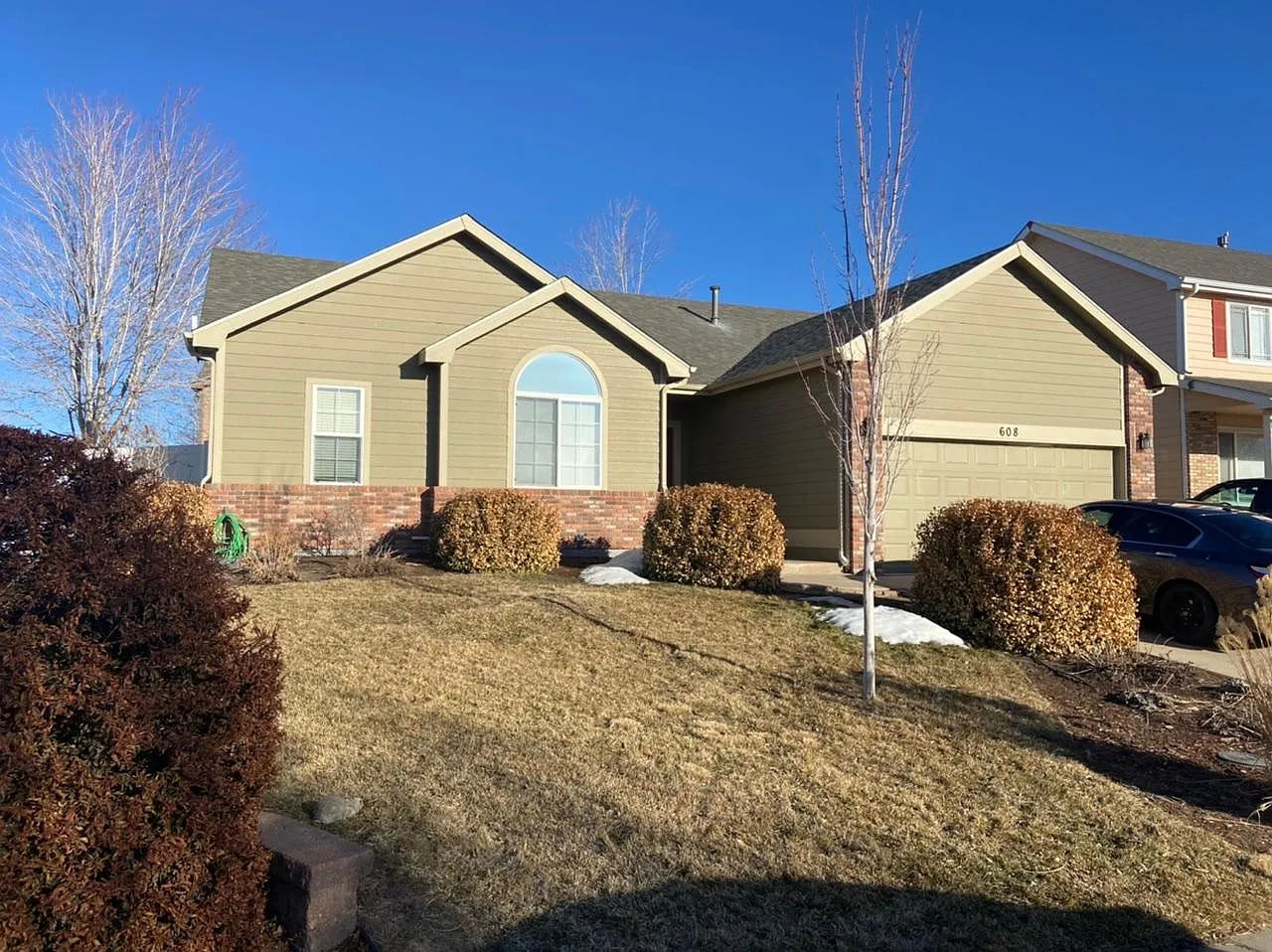 5 bed, 3124 sqft, $2,800 — Photo 2
