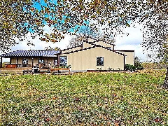 2nd image of 2294 Cavalry Rd