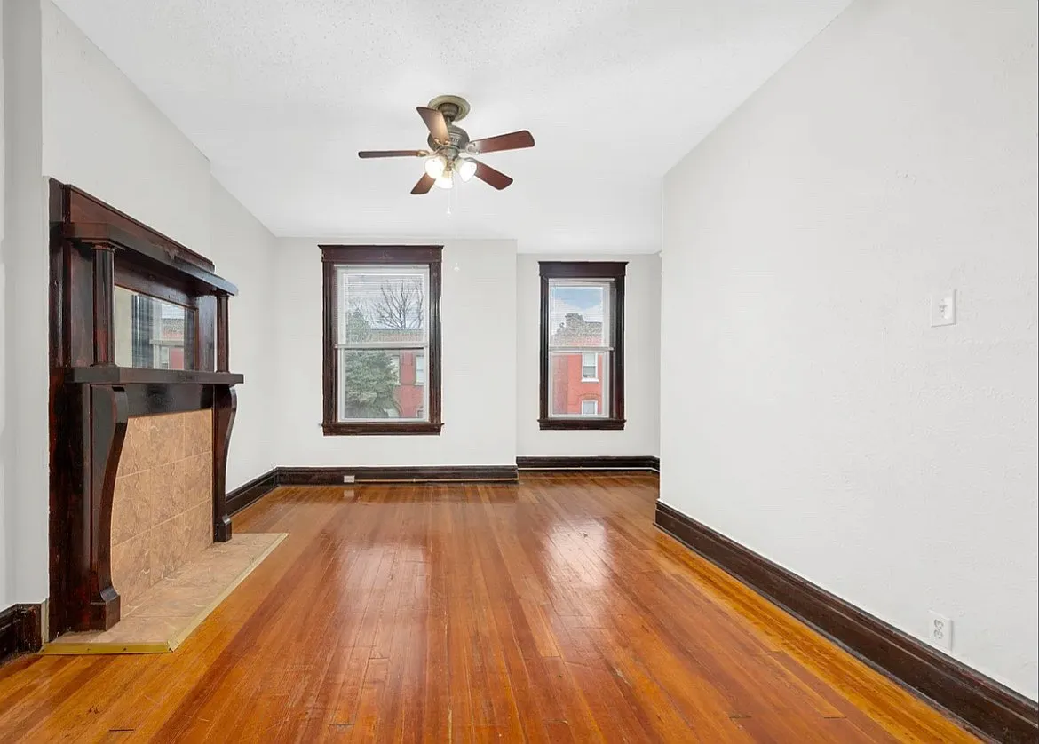 2 bed, $950 — Photo 4