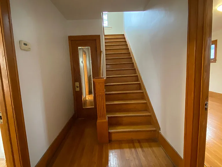 384 Detroit St — Photo 14