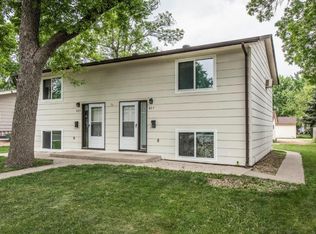 825 4th Ave E, Shakopee, MN 55379