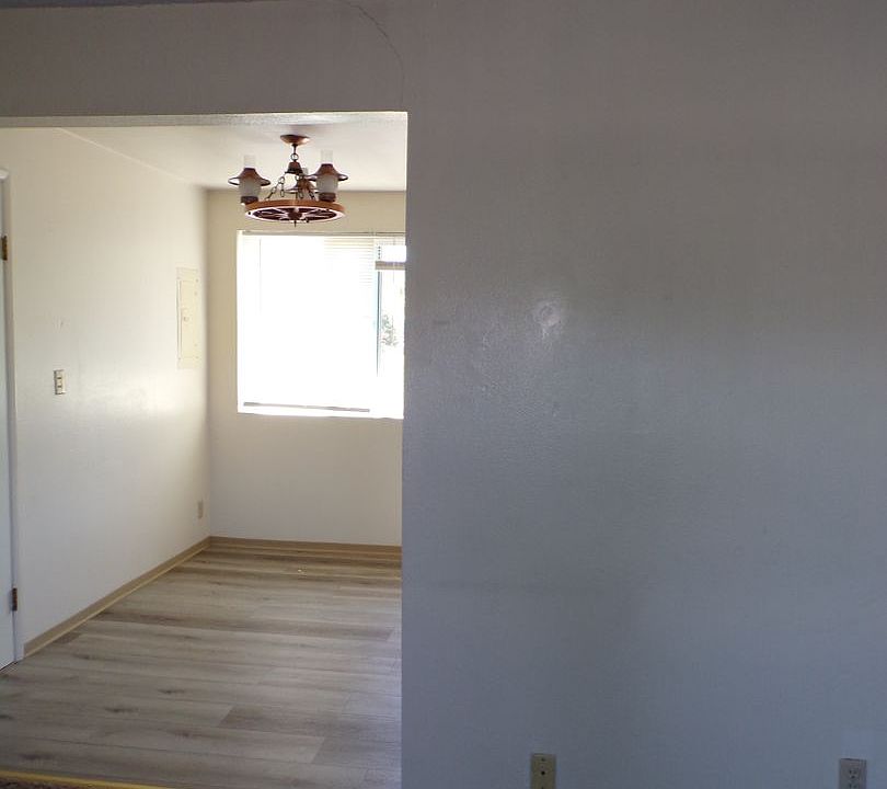 La Grande Terrace Apts Apartment Rentals La Grande, OR Zillow