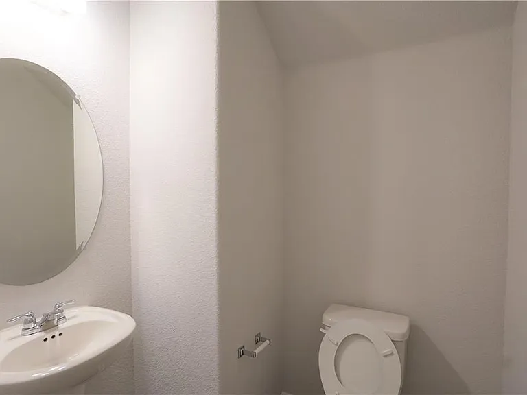 12110 Tolson Dr — Photo 15