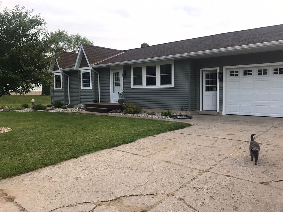 1st image of 2555 24th Ave