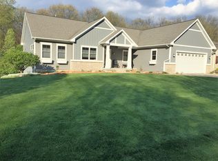 4730 Sundial Dr NE, Grand Rapids, MI 49525