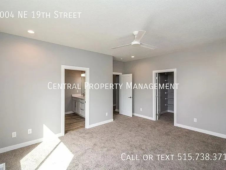 1004 NE 19th St — Photo 11