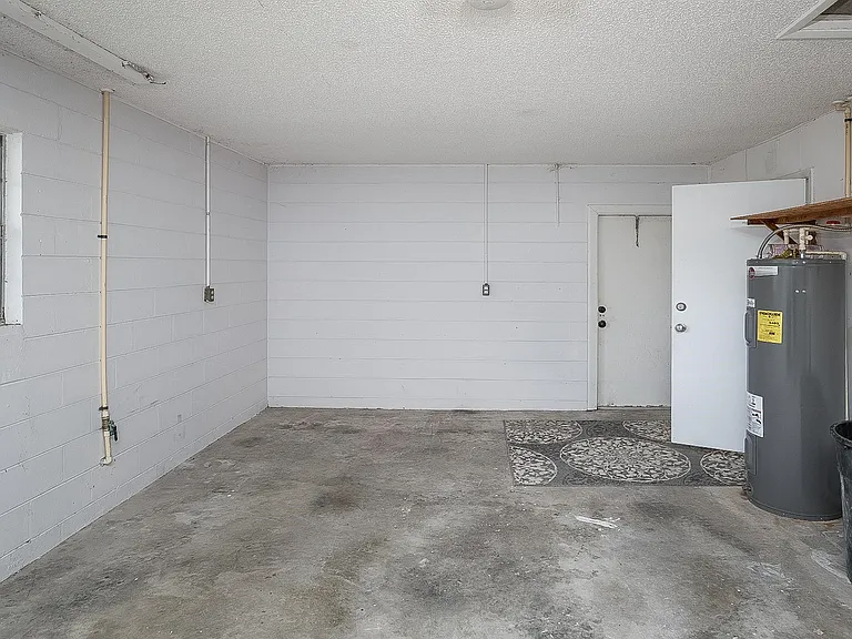 494 Romano St — Photo 44