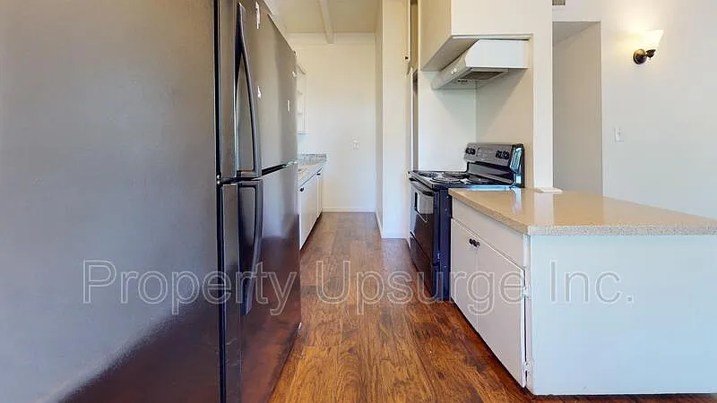 1 bed, 1.0 bath, 585 sqft, $1,095 — Photo 1