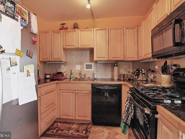 4515 Willard Ave #1604S — Photo 2