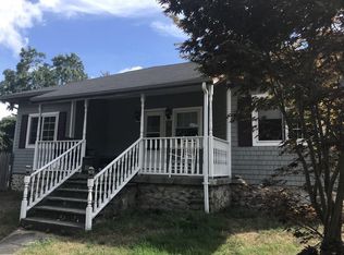 60 S Main St, Acushnet, MA 02743