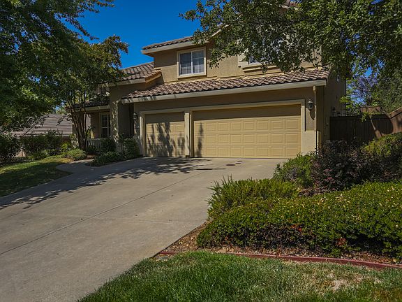 3rd image of 6013 Sundale Ct