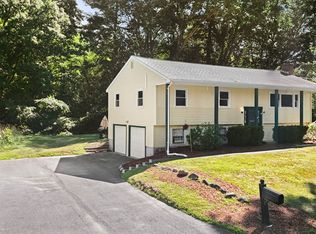 21 Pinewood Ln, Groveland, MA 01834