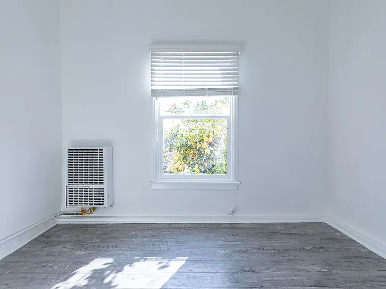 3048 W 12th Street — Photo 3
