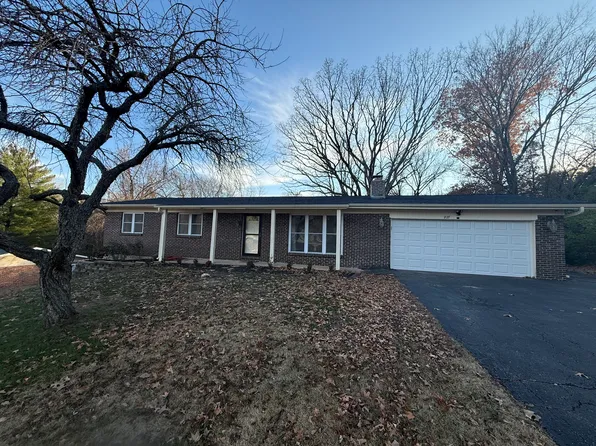 1727 Westview Dr, Imperial, MO 63052